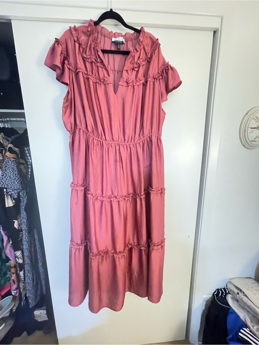 Women's Pink Tiered Ruffle Midi Dress